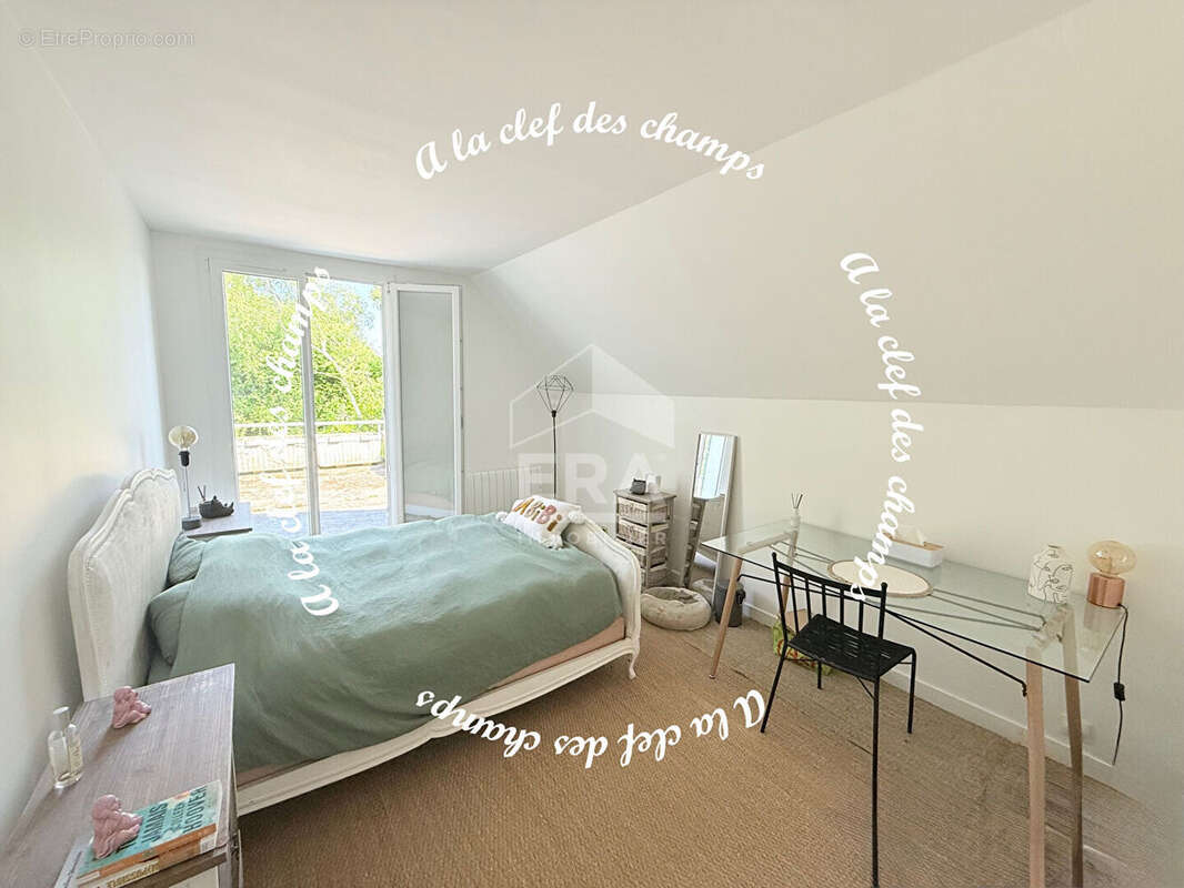 Maison à GIF-SUR-YVETTE