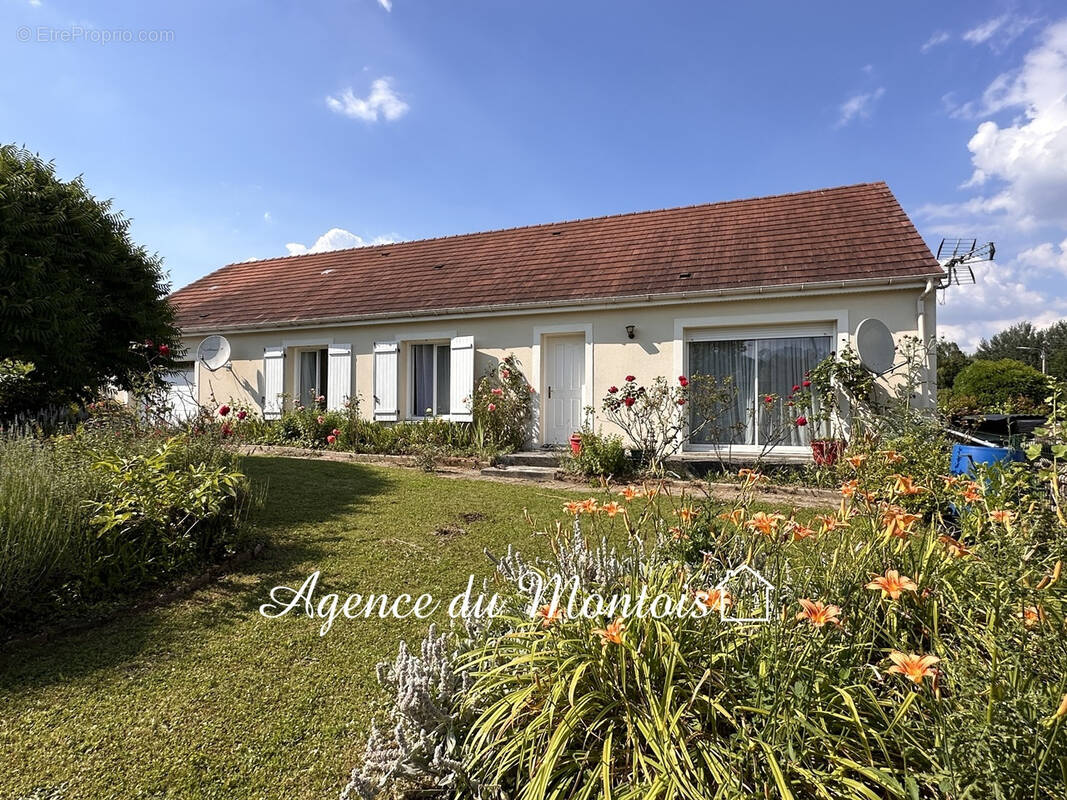 Autre à LONGUEVILLE