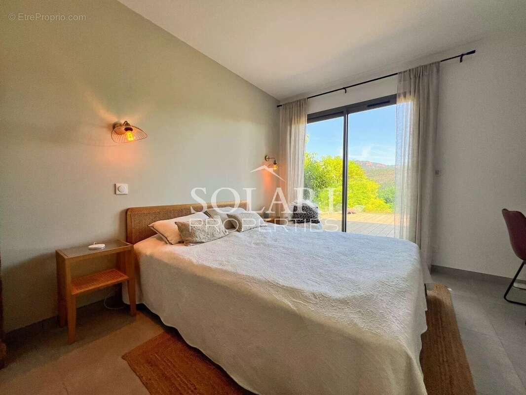 Maison à THEOULE-SUR-MER