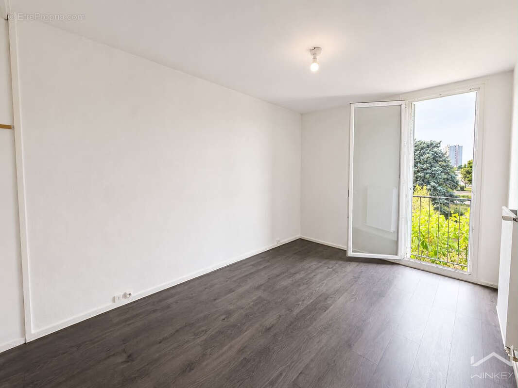 Pierrelatte   Appartement 3 chambres avec balcon sans vis-à-vis - photo 8