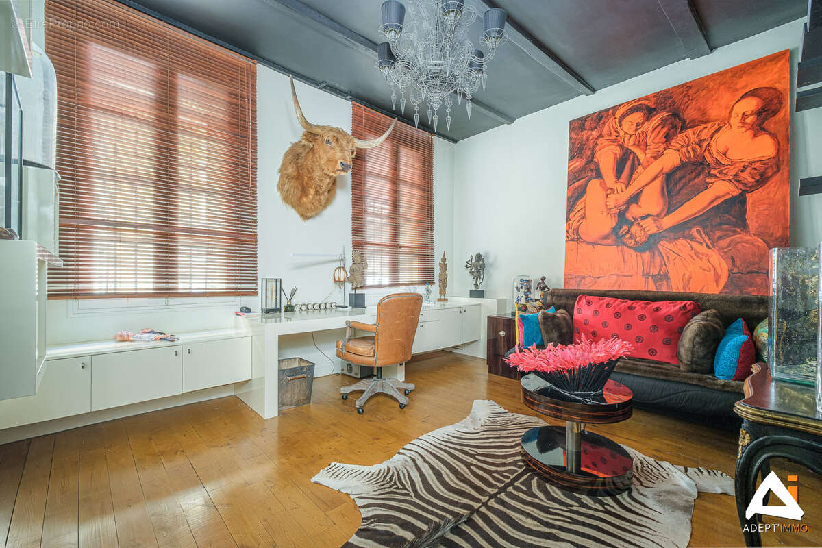 Appartement à MARSEILLE-6E