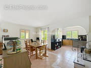 Maison à ROQUEFORT-LES-PINS