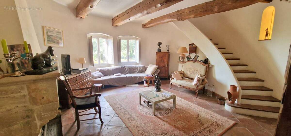 Maison à CALLAS