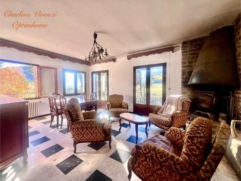 Maison à SAINT-PIERRE-DELS-FORCATS