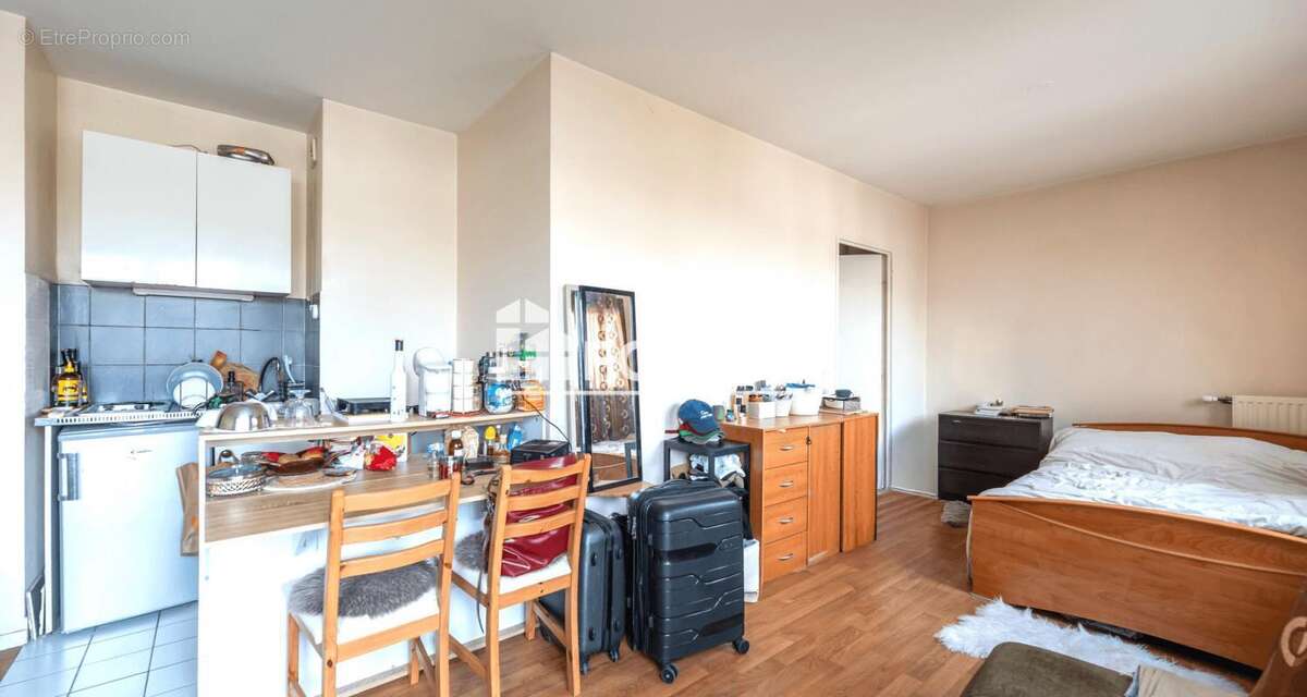 Appartement à LEVALLOIS-PERRET