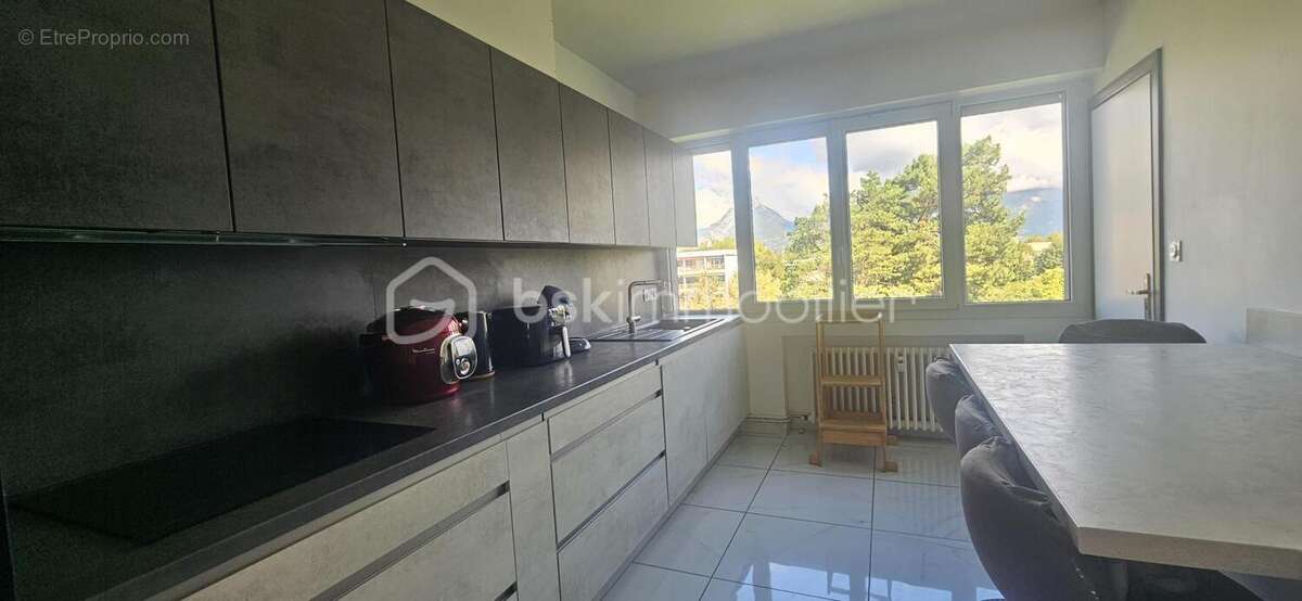 Appartement à ECHIROLLES