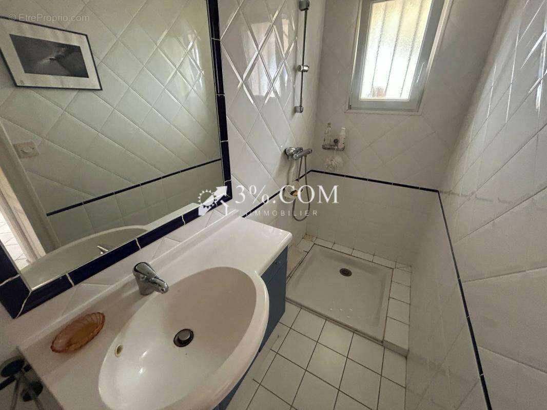 Maison à LA TURBALLE