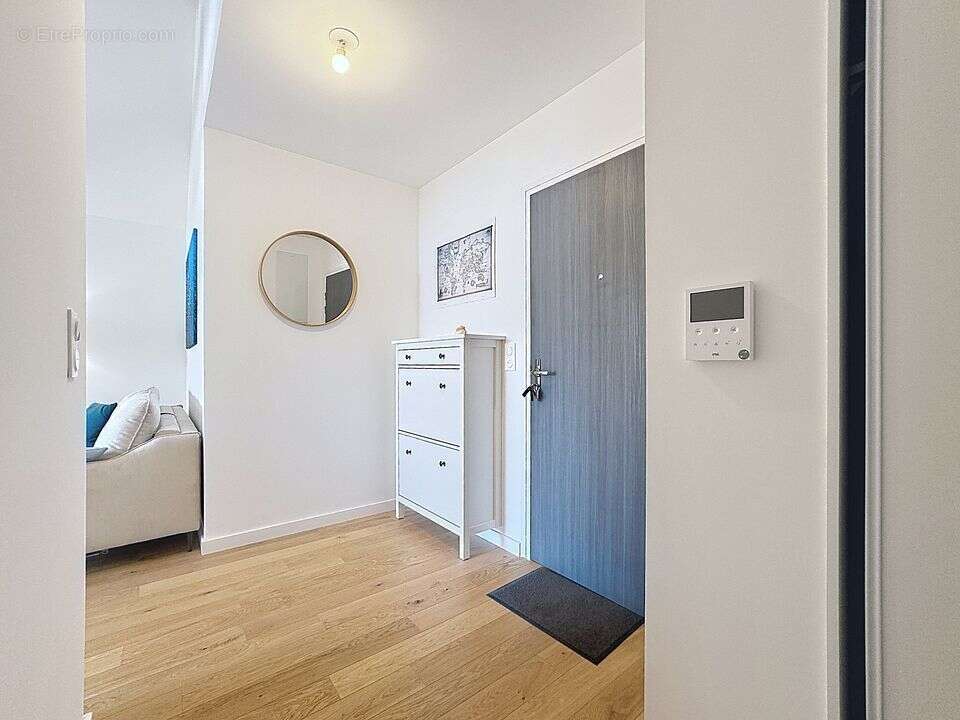 PLOEMEUR – Appartement neuf haut de gamme en hyper-centre de Ploemeur - photo 9