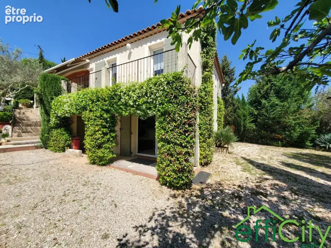 Maison 5 pièces 135 m² à vendre à Cotignac (83570) - photo 4