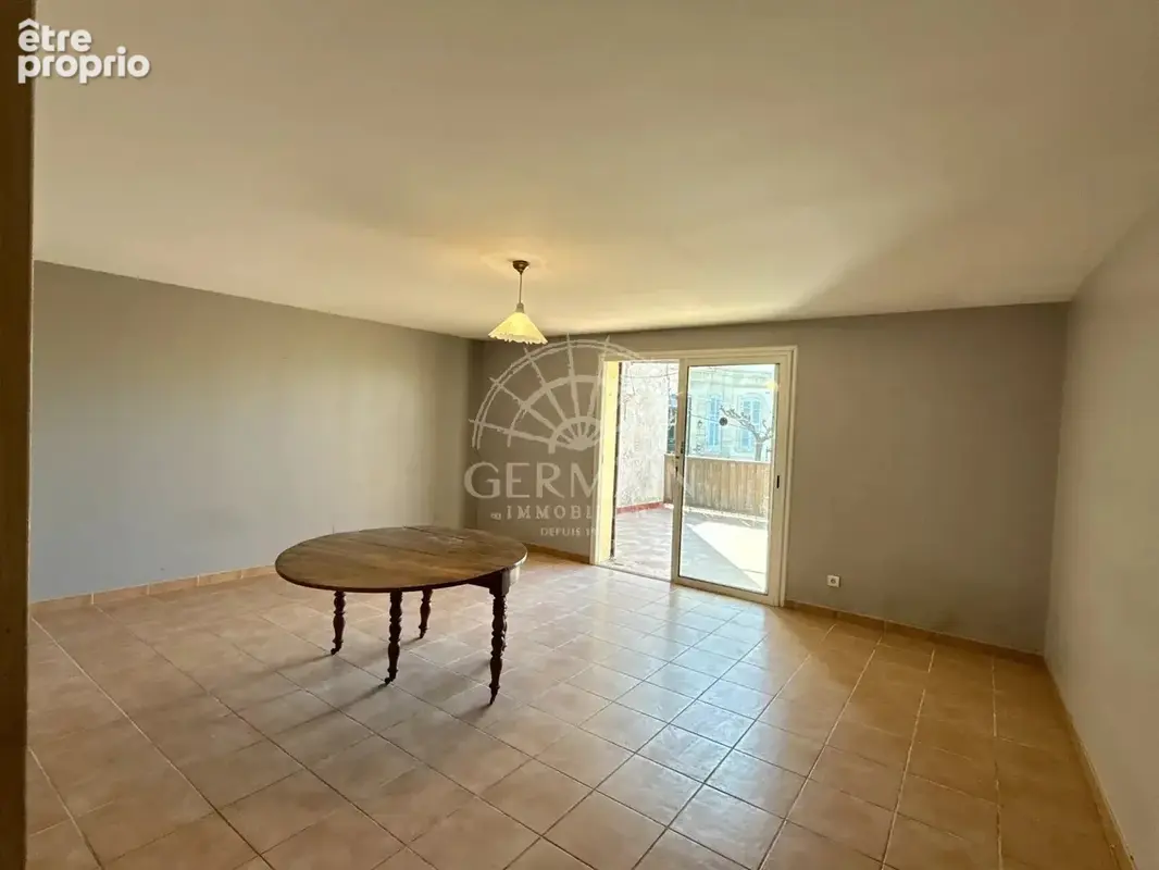 Mazan, Maison de village de type 5 avec 2 terrasses et 2 garages. - photo 5