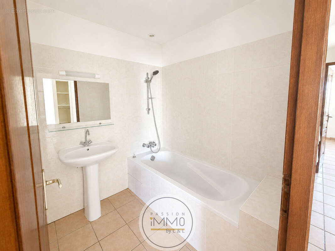 Appartement, quartier avec commodités SISTERON - photo 4