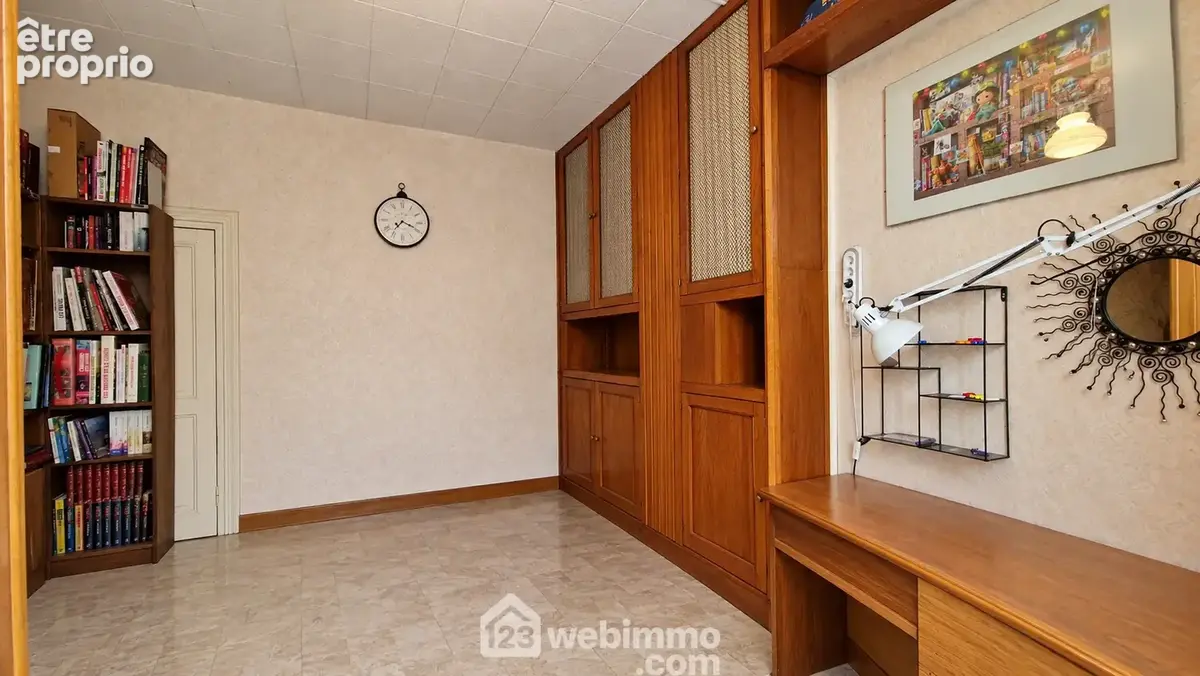 La deuxième chambre de 12 m²