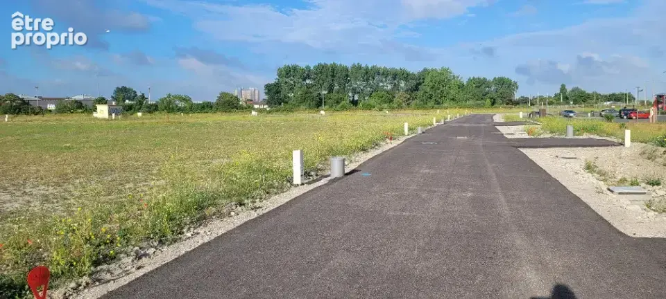Terrain à CALAIS