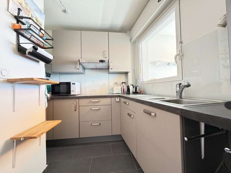 Appartement à VALLAURIS