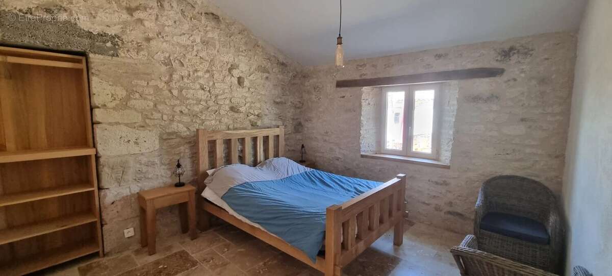 Maison à MONTPEZAT-DE-QUERCY