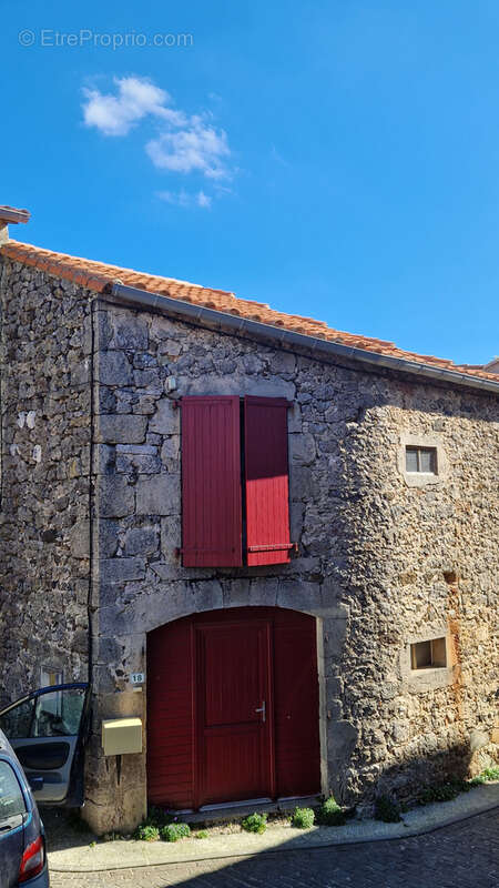 Maison à LES RIVES