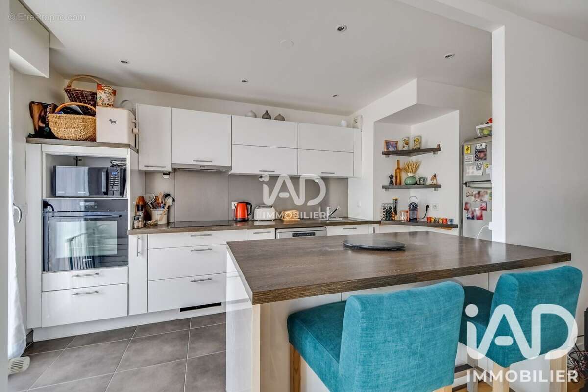 Photo 3 - Appartement à LEVALLOIS-PERRET