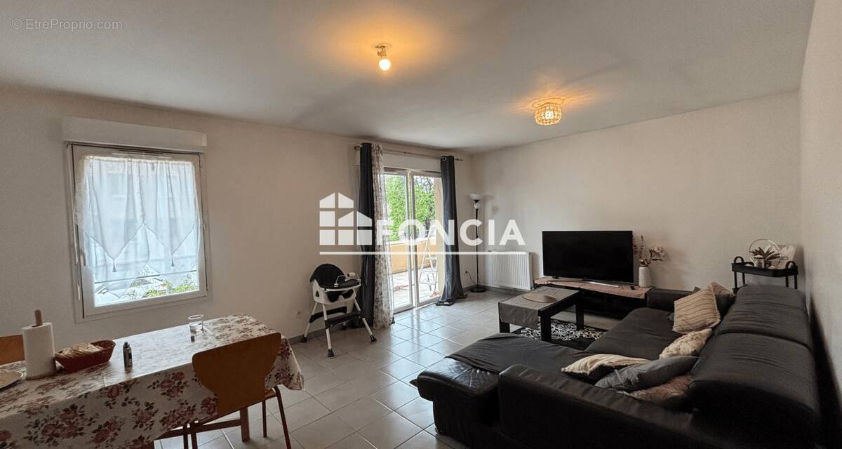 Appartement à VEDENE