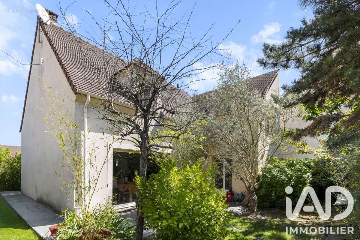 Photo 2 - Maison à SACLAY