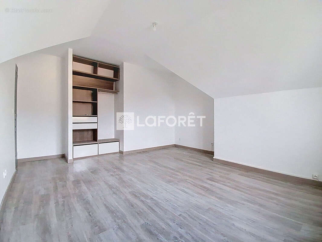 Maison à NOGENT-LE-PHAYE