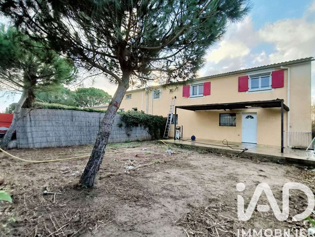 Photo 3 - Maison à SAINT-LAURENT-D'AIGOUZE