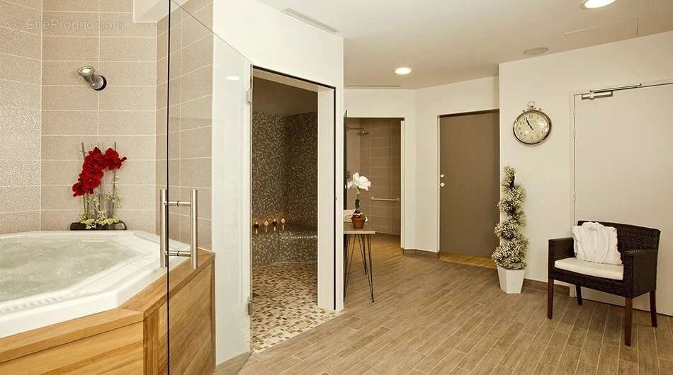 INVESTISSEMENT LOCATIF  Arcachon  Résidence d'Affaires Residhome Arcachon Plazza - 5.51% de rentabilité - photo 11