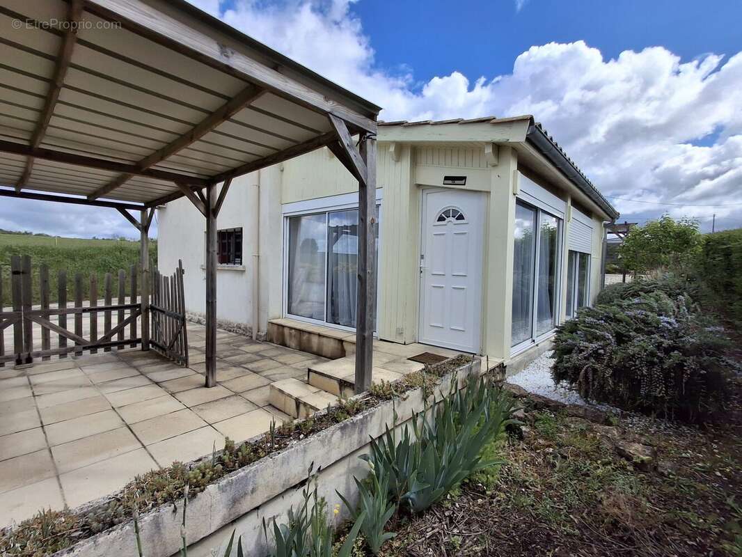 Maison à MONFLANQUIN