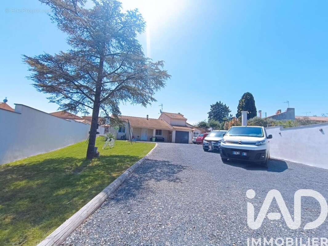 Photo 3 - Maison à NEFFIES