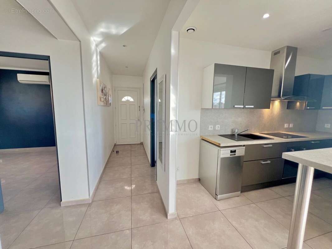 Appartement à FREJUS