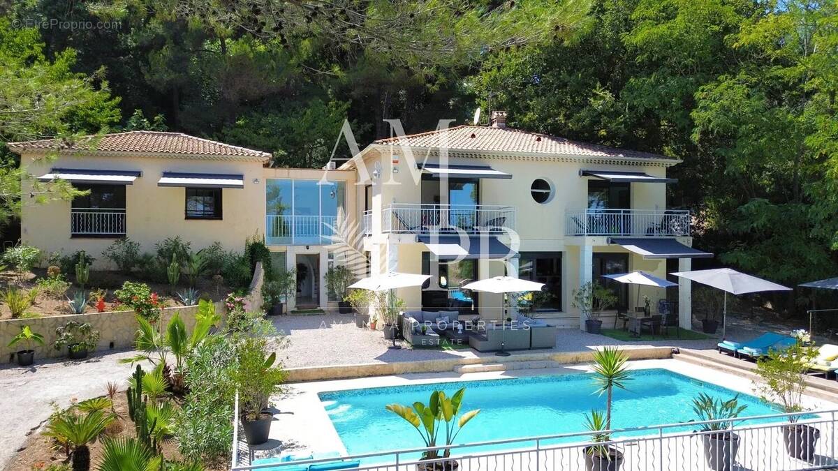 Maison à CANNES