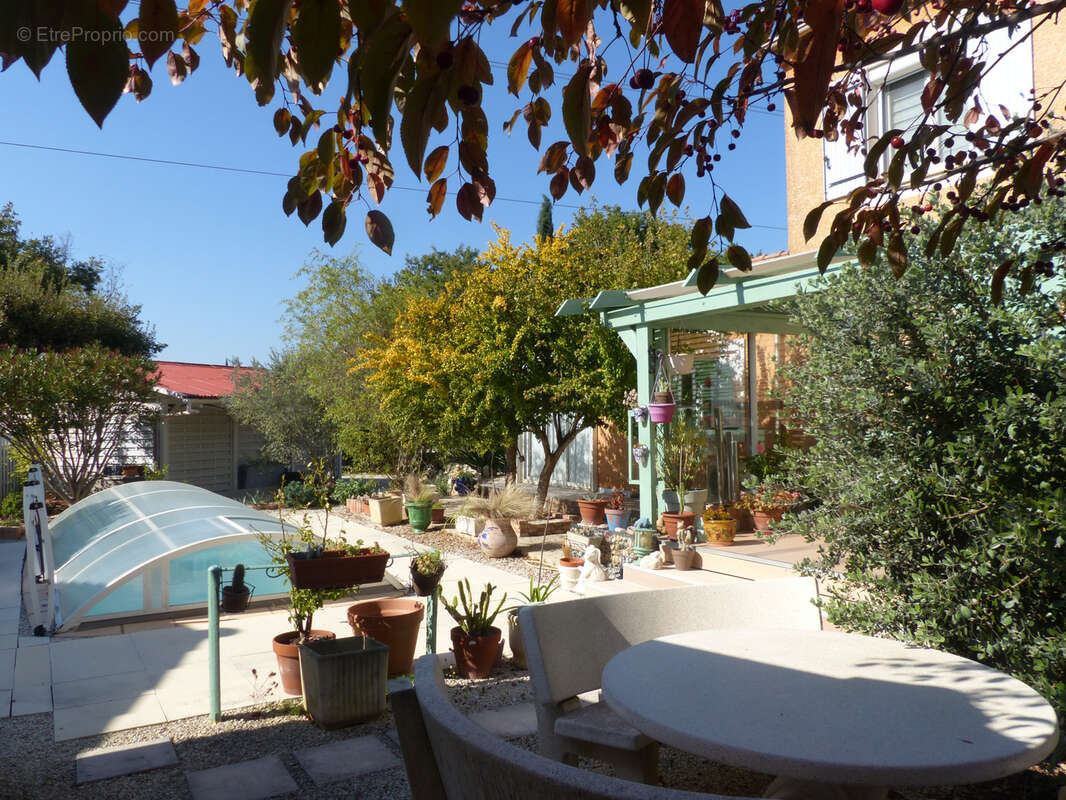 Maison à SAINT-PAUL-TROIS-CHATEAUX