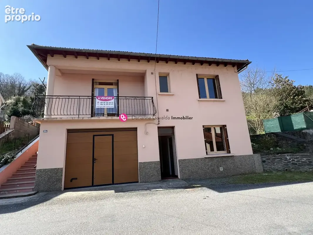 Maison 6 pièces 104 m² · à Decazeville · 104,4 m² · 75 900 €