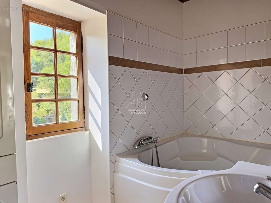 Maison 83 m² à Saint-Andre-De-Majencoules  - photo 20