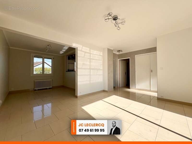 Maison à VILLIERS-EN-LIEU