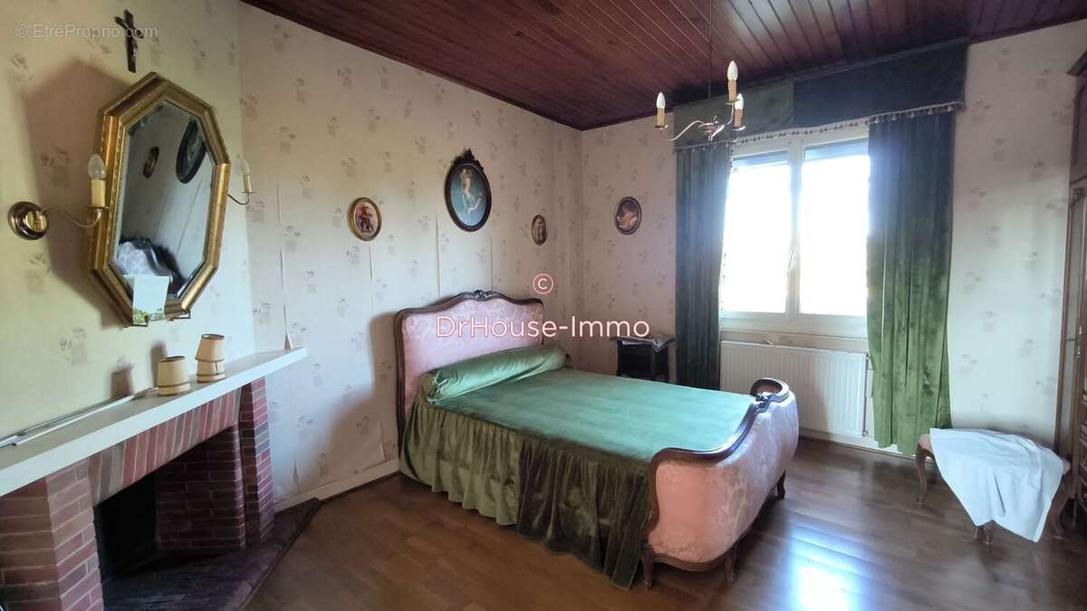 Maison à LONGUEVILLE