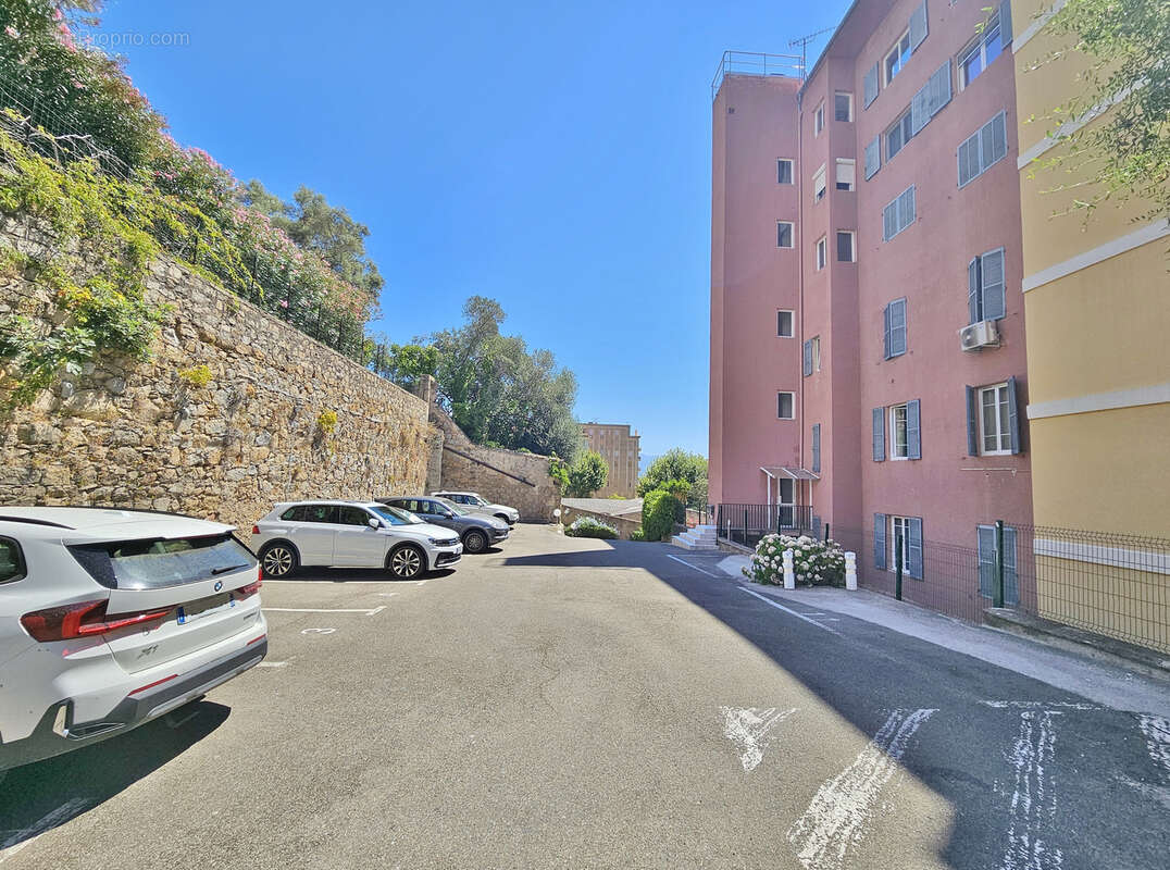 AJACCIO Casone - F5 141m2 Cours Général Leclerc - photo 17