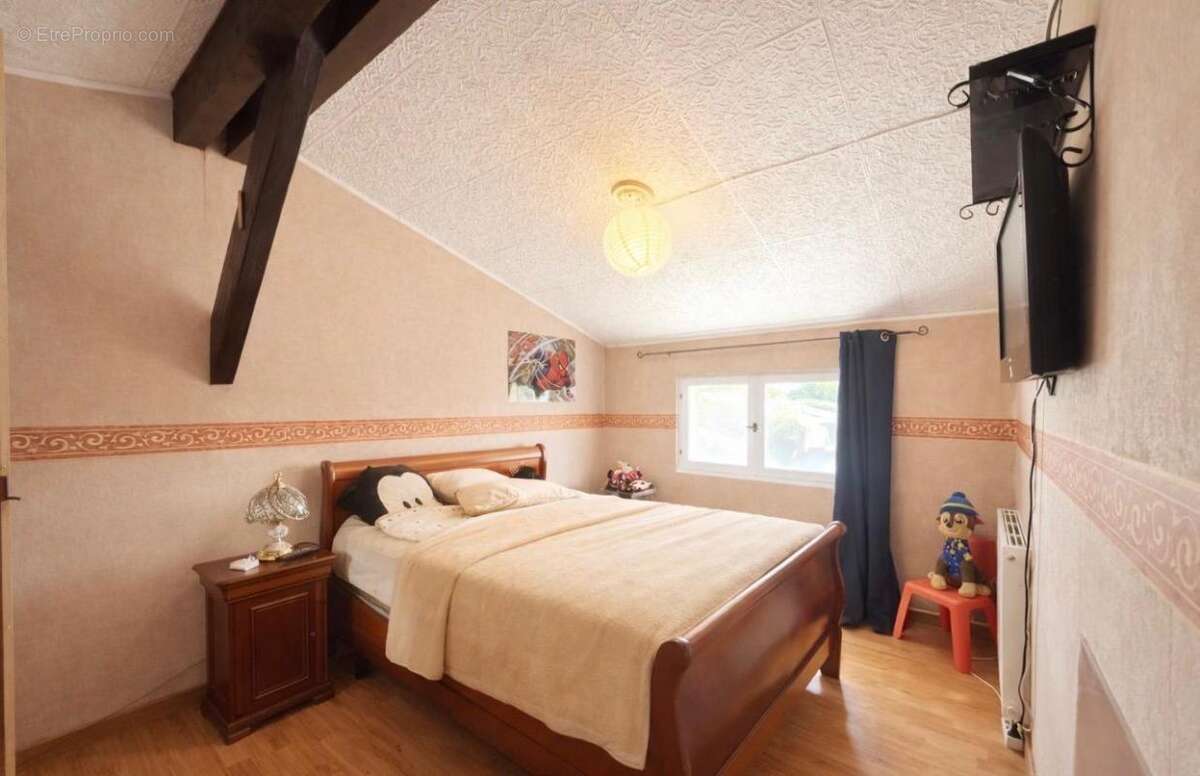 Maison à SAINT-ANDRE-DE-CUBZAC