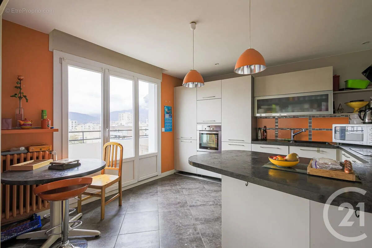 Appartement à GRENOBLE