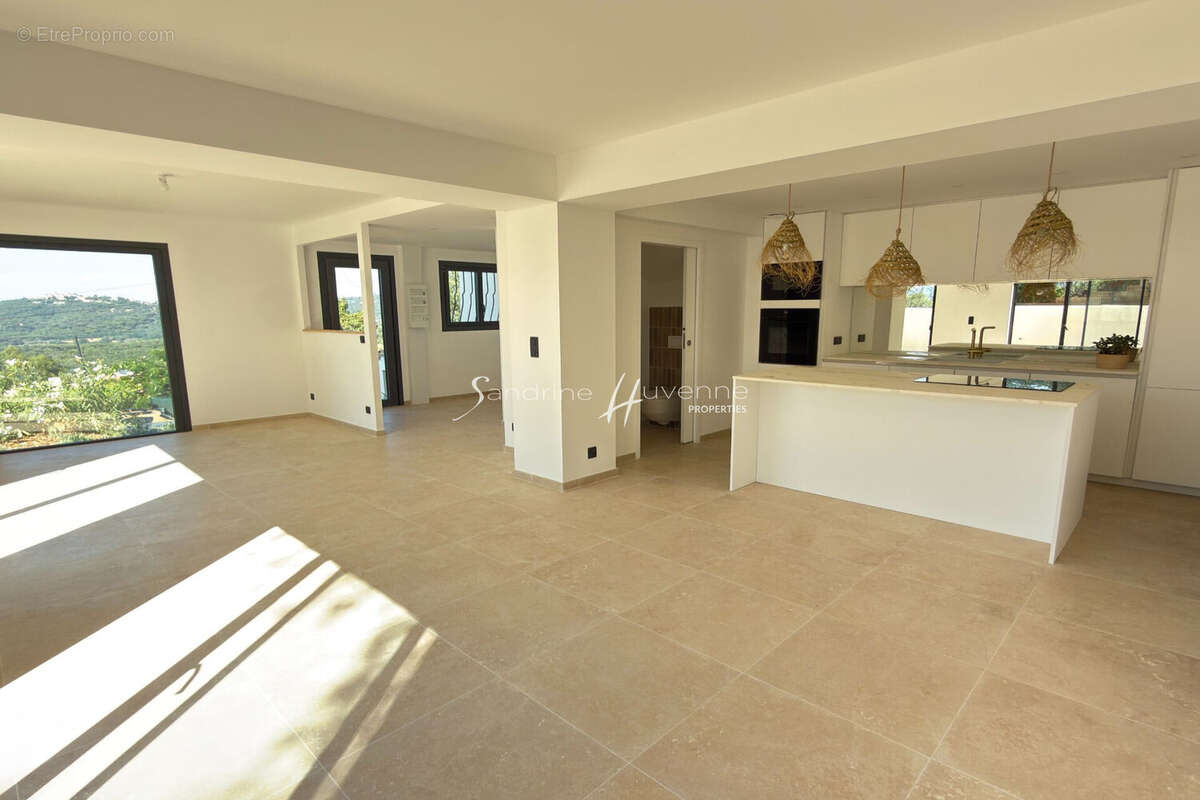Maison à LA CROIX-VALMER