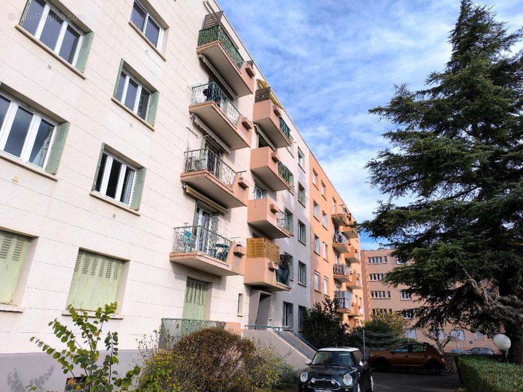 Espace, lumière et sérénité... Et si votre prochain chez-vous était ici ? - photo 10