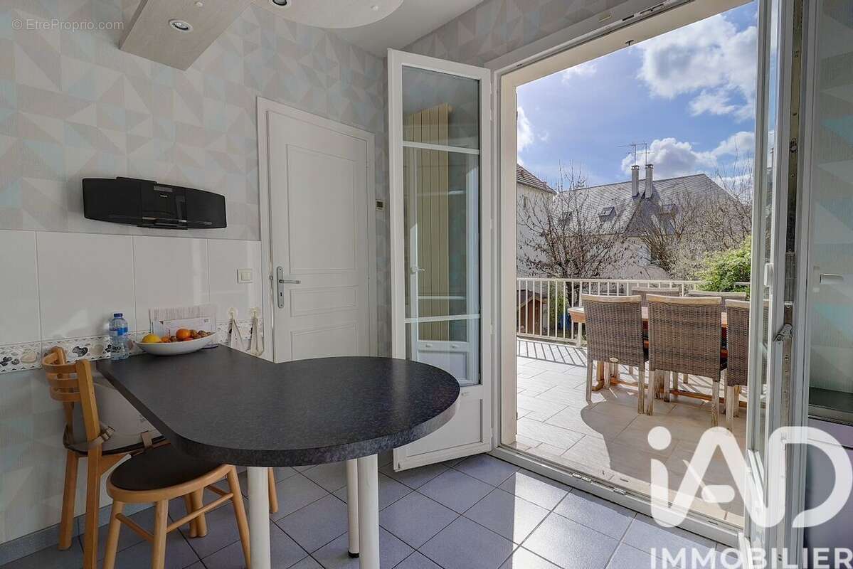 Photo 9 - Maison à RUEIL-MALMAISON