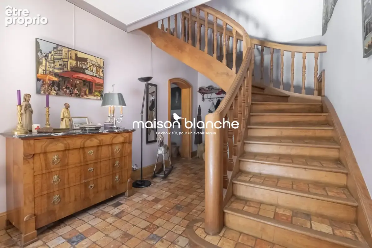 Maison 8 pièces 300 m² à vendre à Bouchemaine (49080) - photo 7