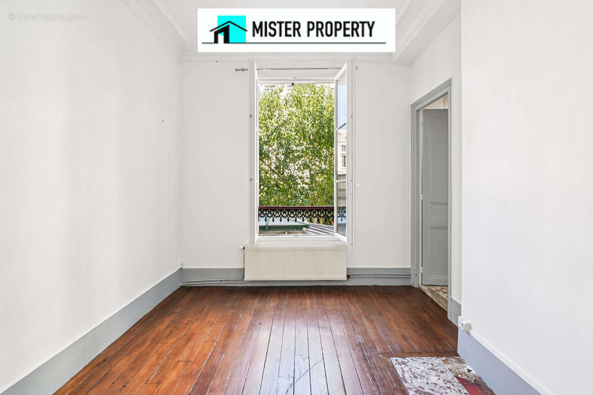 Appartement à LEVALLOIS-PERRET