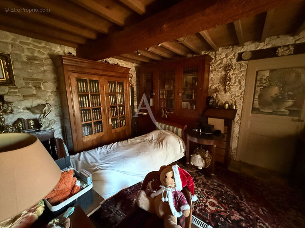 Maison à CAHUZAC-SUR-VERE