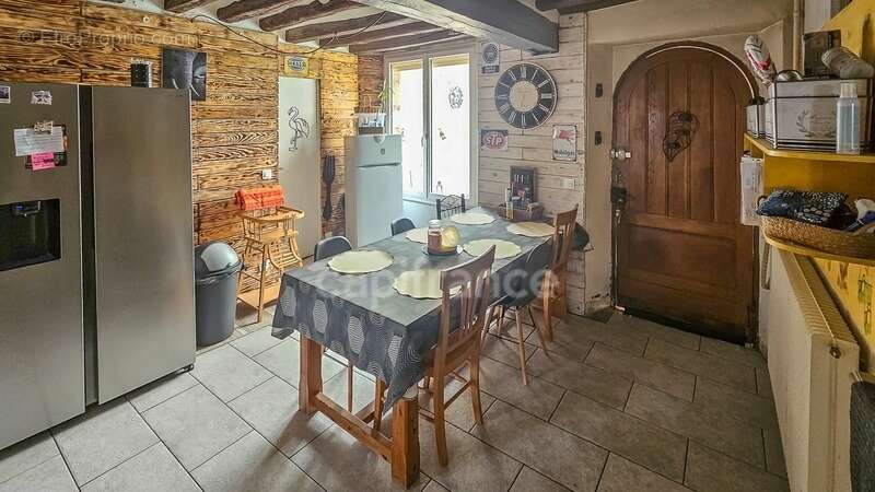 A vendre 8 pièces FONTAINE LA RIVIERE (91) Maison sur sous-sol avec cave voûtée et piscine - photo 12