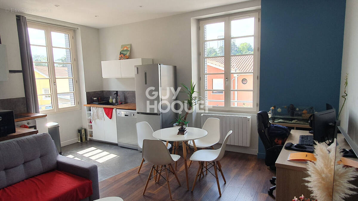 Appartement à OULLINS