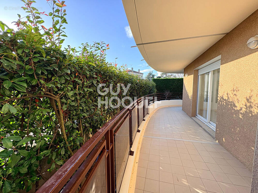 Appartement à SAVIGNEUX