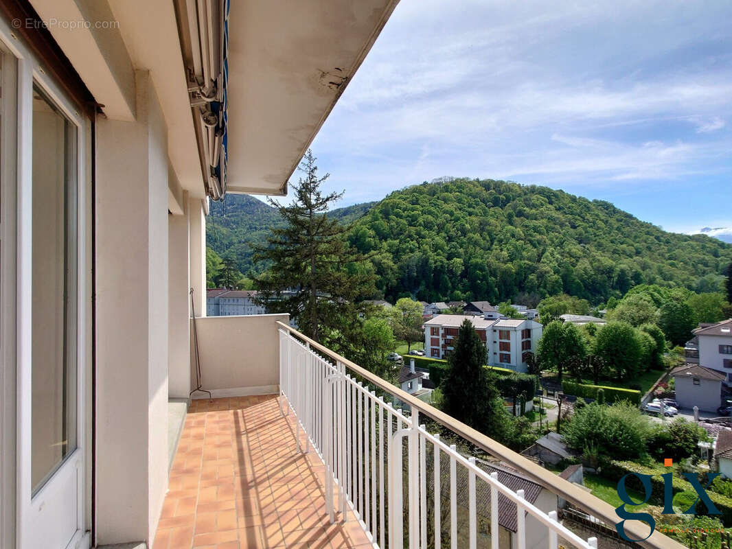 Appartement à GIERES