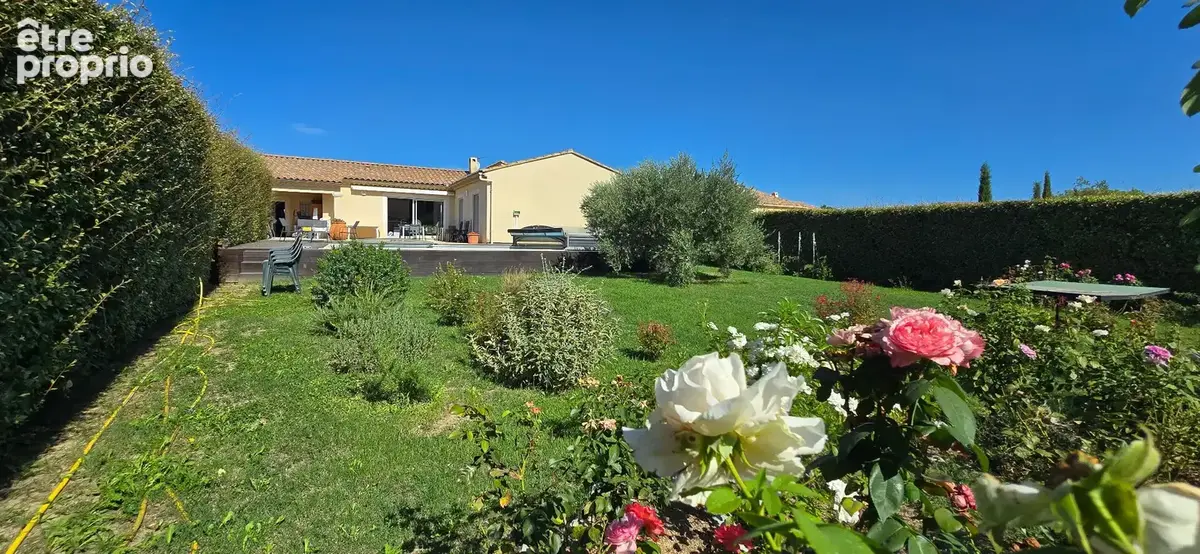 Villa Vaison-la-Romaine - 5 pièces - 136 m² - photo 15