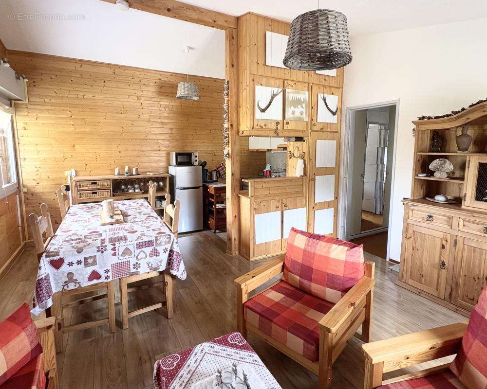 Appartement à FONT-ROMEU-ODEILLO-VIA